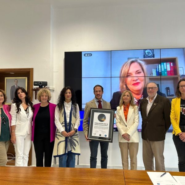 Dos nuevos embajadores para el ODS 18: Carmen Quintanilla, presidenta de Afammer y Mariano Zapata, presidente del Cabildo de la Palma